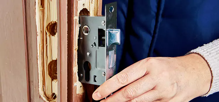 Garage Door Lock Replacement Whitby
